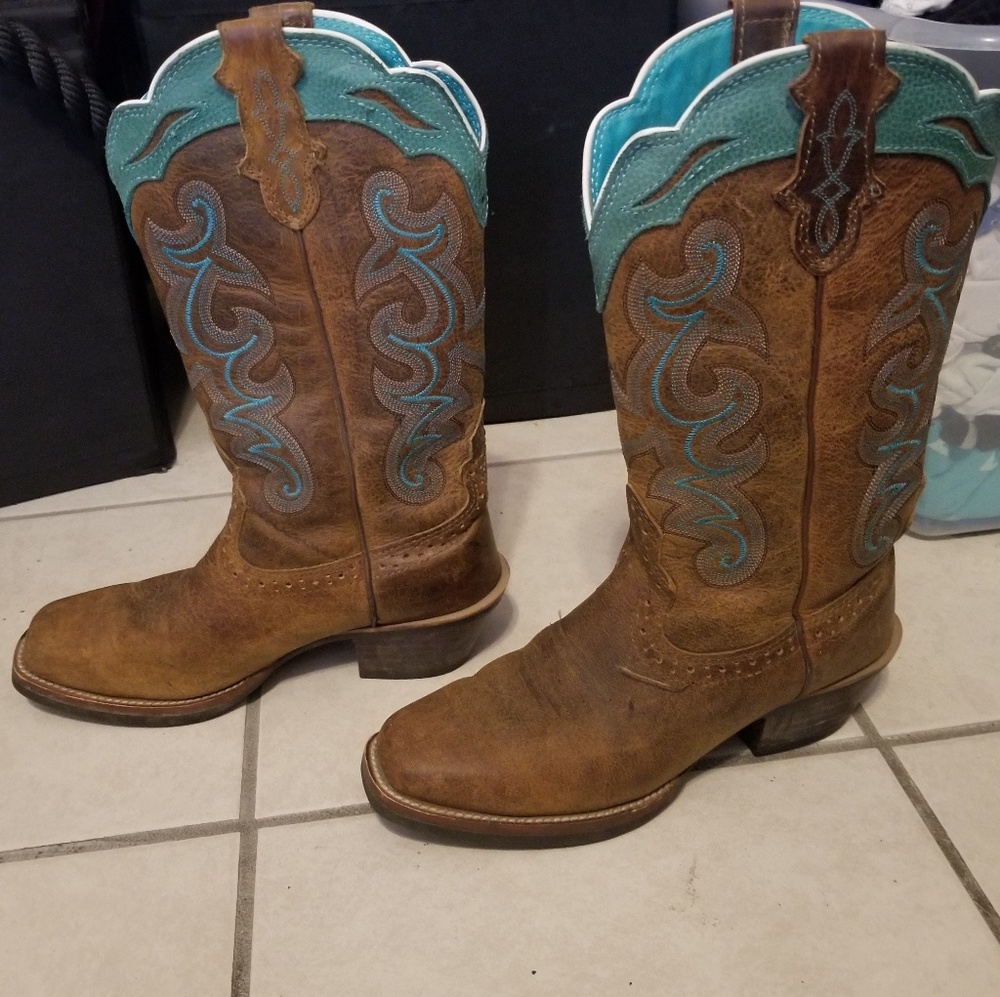 Justin  Boots